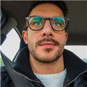 Sviluppatore software offre ripetizioni di programmazione